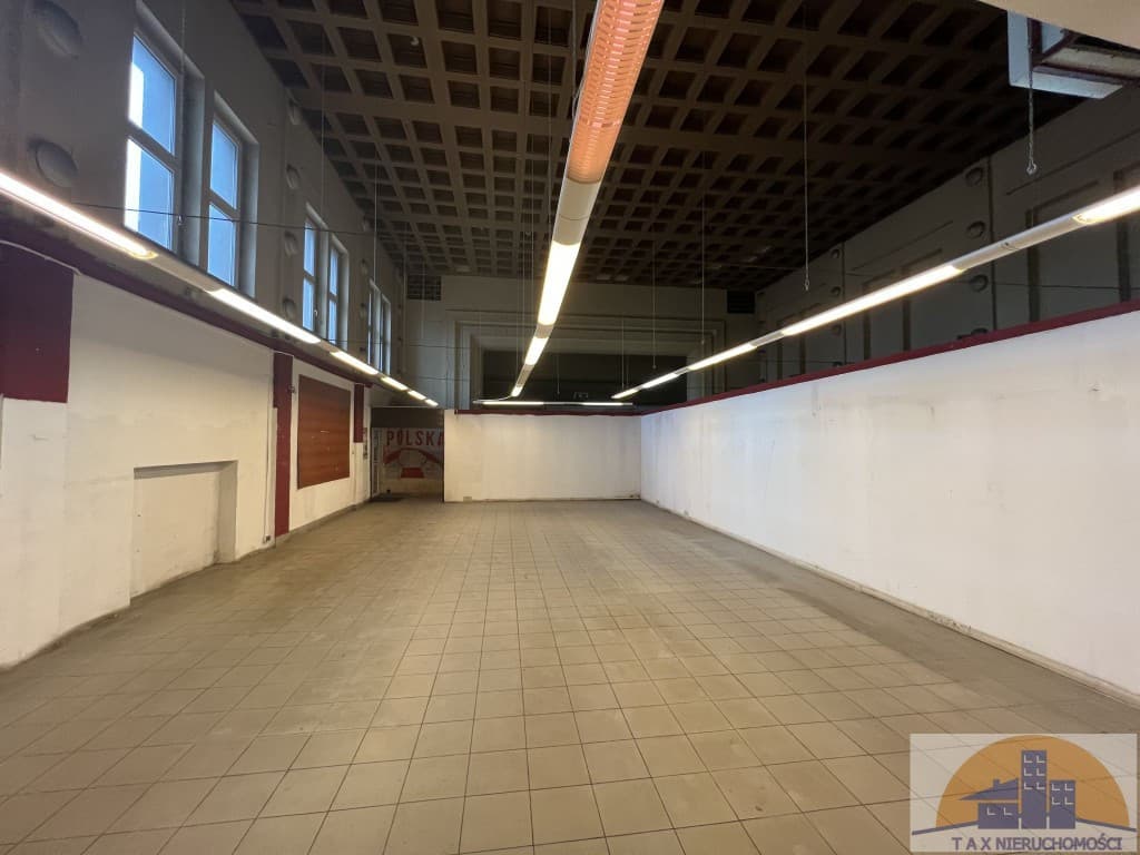 Lokal użytkowy 400 m2 , C.O gazowe - zdjęcie 1